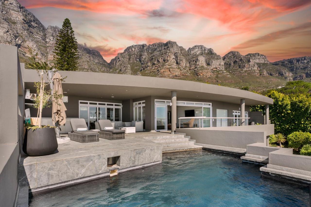 Villa Ravensteyn - Camps Bay Luxury Villa Cape Town Bagian luar foto